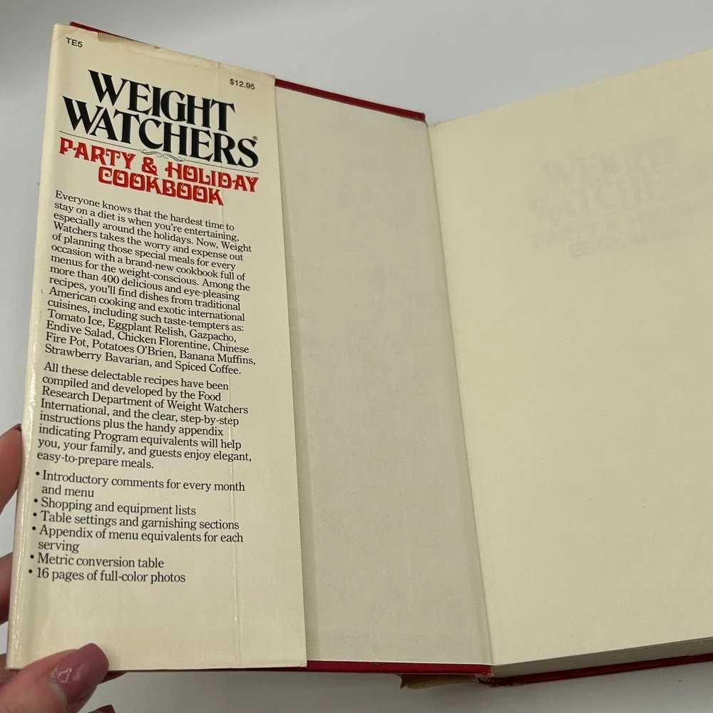 Weight Watchers Lot 2 Quick Meals Party Holiday Cookbooks Hardcover‎ Illustrated